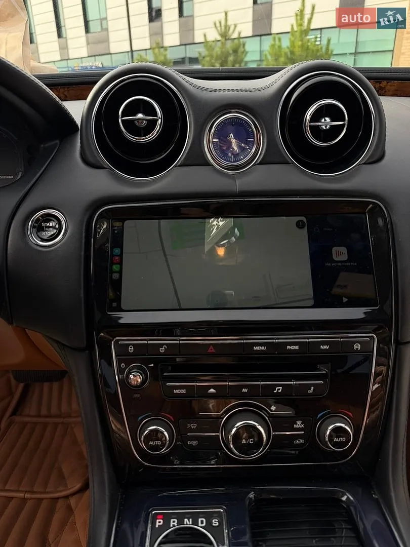 2012 Jaguar XJ - мініатюра 15