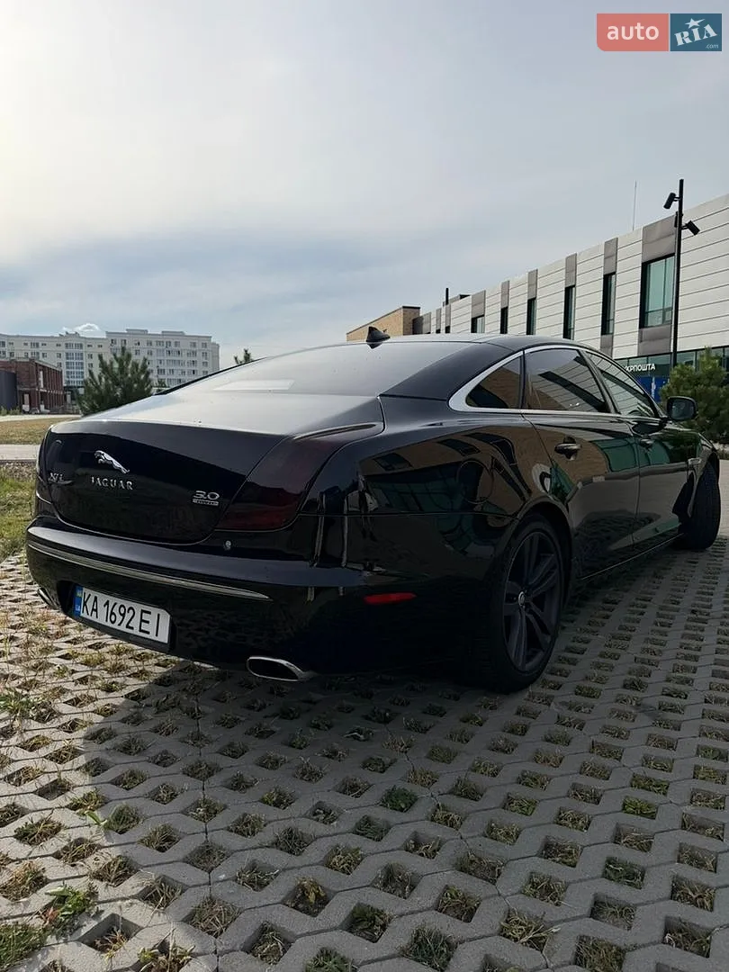2012 Jaguar XJ - мініатюра 10