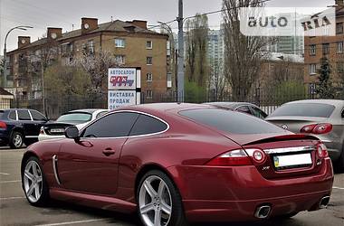 Купе Jaguar XK 2008 в Киеве