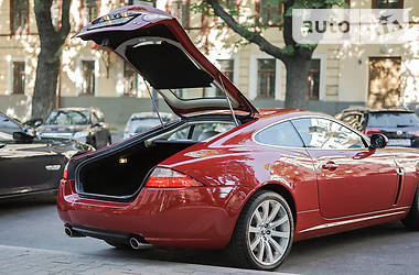 Купе Jaguar XK 2008 в Киеве