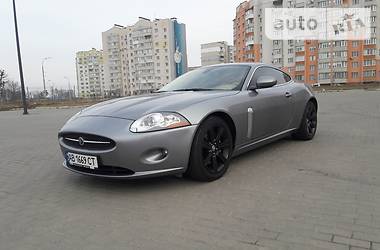 Купе Jaguar XK 2008 в Киеве