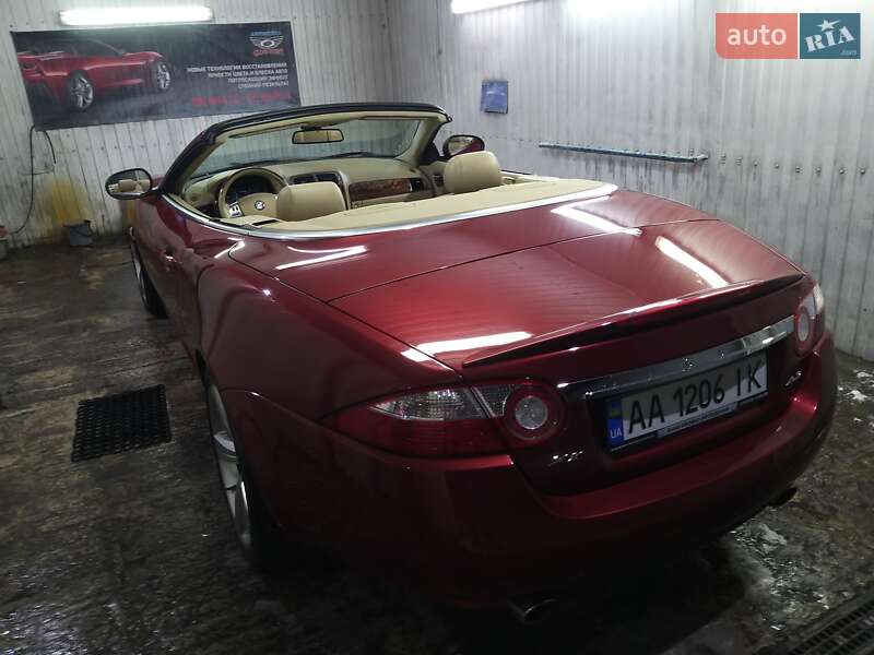 Кабриолет Jaguar XK 2008 в Киеве