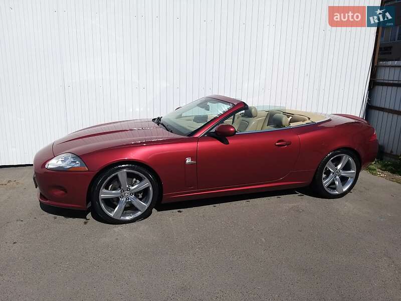 Кабриолет Jaguar XK 2008 в Киеве