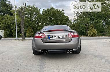 Купе Jaguar XK 2008 в Львові