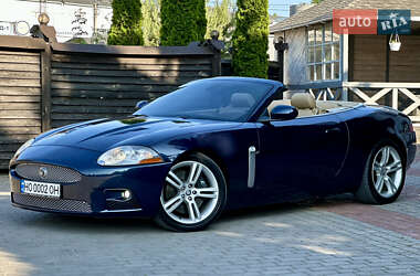 Кабриолет Jaguar XK 2007 в 
