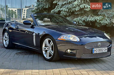 Кабриолет Jaguar XK 2007 в 