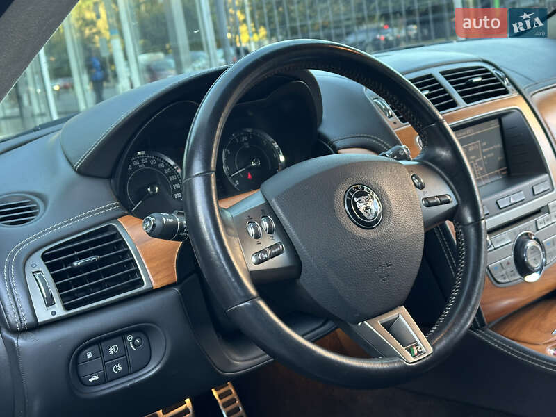 Купе Jaguar XK 2008 в Одессе