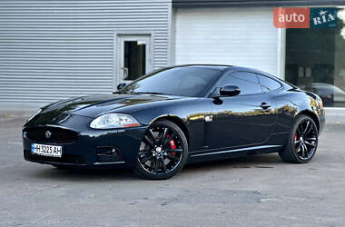 Купе Jaguar XK 2008 в 