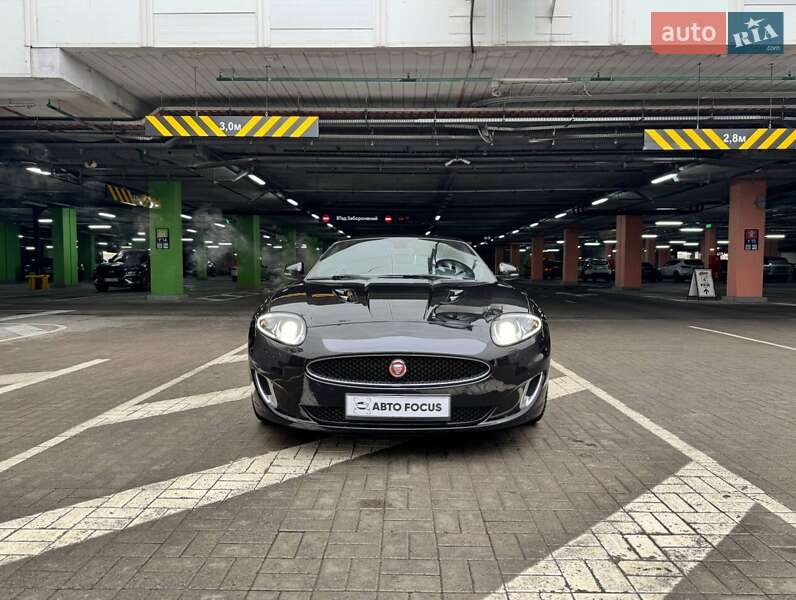 Купе Jaguar XK 2013 в Киеве