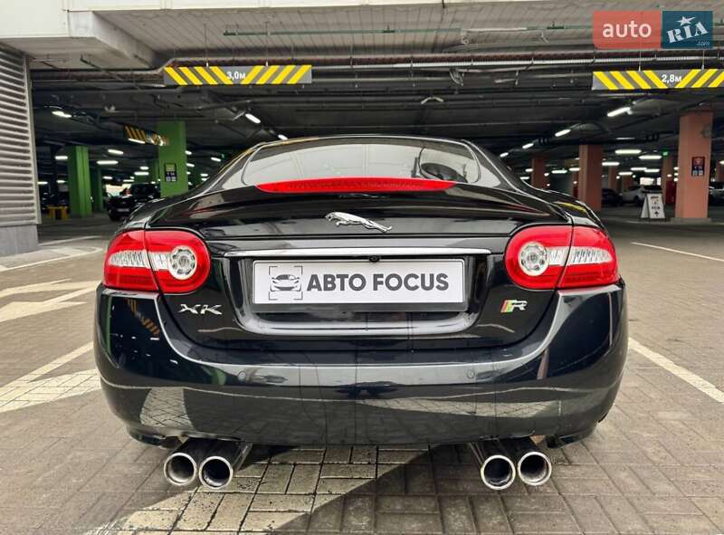 Купе Jaguar XK 2013 в Києві