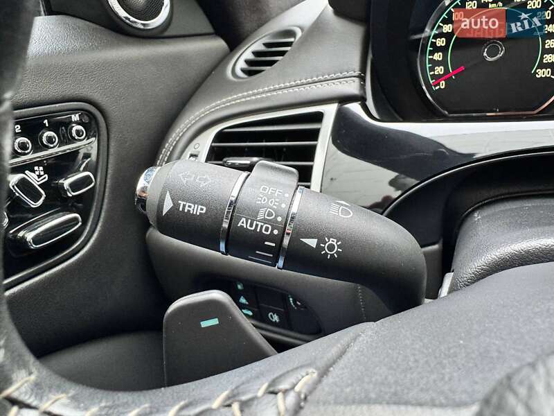 Купе Jaguar XK 2013 в Києві