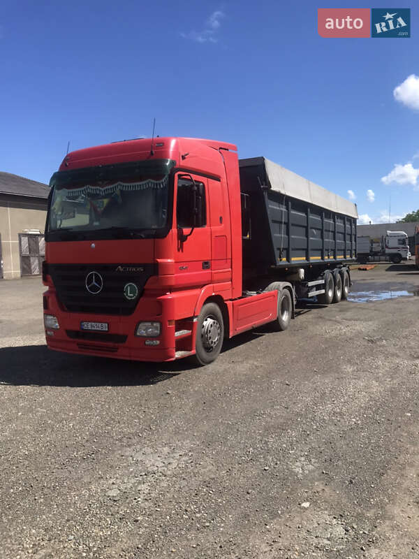 Зерновоз - полуприцеп Jamil Jamil 2007 в Кицмани фото Зерновоз - полуприцеп Jamil Jamil 2007 в Кицмани