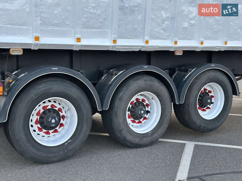 Самоскид напівпричіп Janmil NW 2004 в Кривому Розі