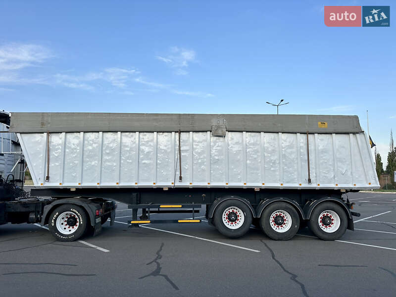 Самоскид напівпричіп Janmil NW 2004 в Кривому Розі