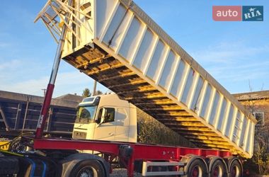 Самоскид напівпричіп Janmil NW 2002 в Радехові