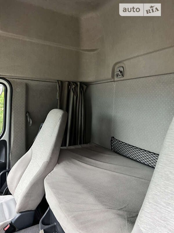 Зерновоз - напівпричіп Janmil SK 2006 в Тернополі