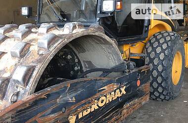 Каток грунтовый JCB 1100 2004 в 