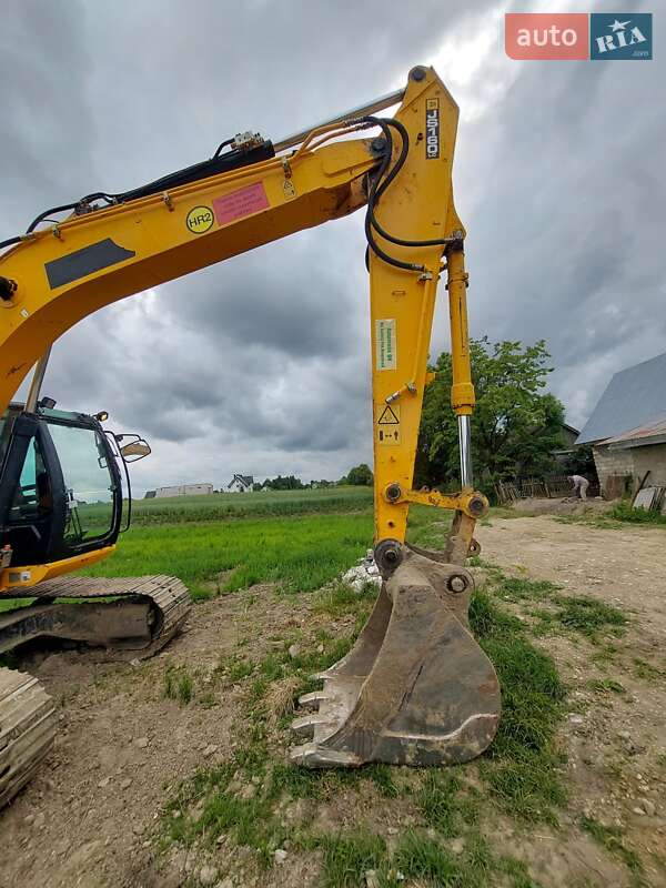 Гусеничный экскаватор JCB 160 2012 в Львове