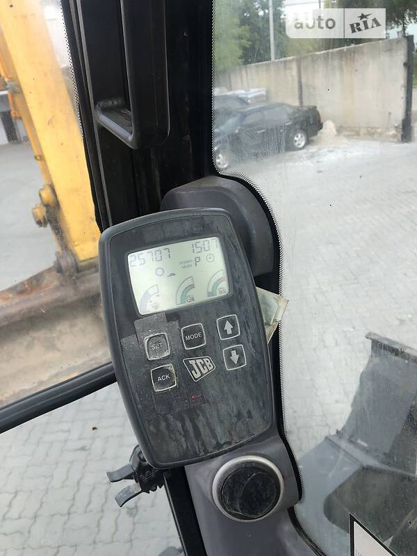 Екскаватор навантажувач JCB 175 2006 в Калуші