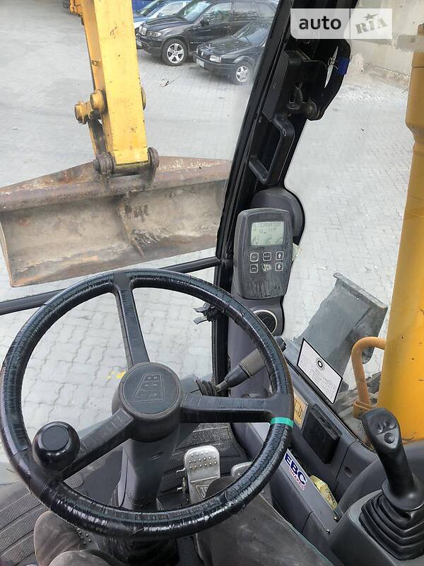Екскаватор навантажувач JCB 175 2006 в Калуші