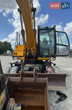 Экскаватор погрузчик JCB 175 2002 в Черновцах