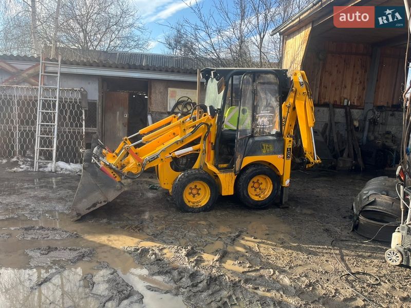 Экскаватор погрузчик JCB 1CX 2003 в Малине
