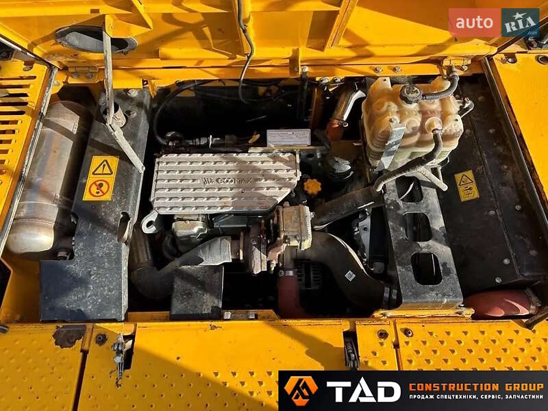 Гусеничный экскаватор JCB 220 2018 в Киеве