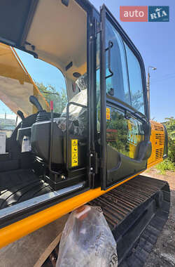 Екскаватор навантажувач JCB 220 2021 в 