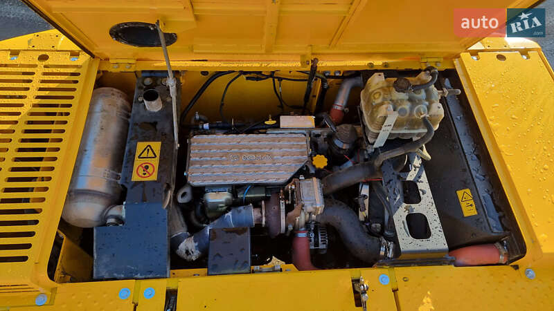 Гусеничний екскаватор JCB 220 2021 в Одесі