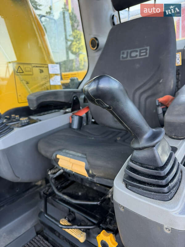 Гусеничний екскаватор JCB 220 2021 в Одесі