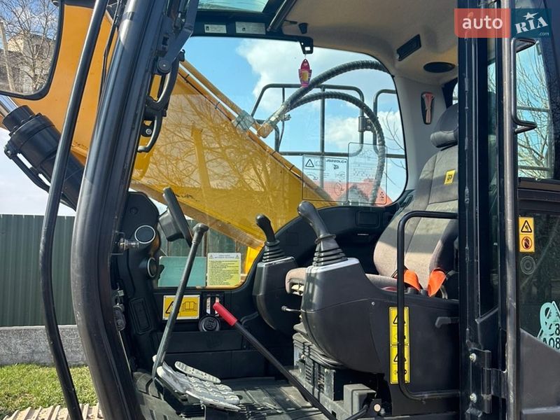 Гусеничный экскаватор JCB 220 2016 в Ивано-Франковске