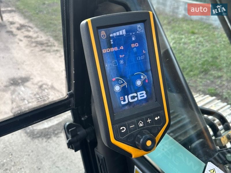 Гусеничный экскаватор JCB 220 2016 в Ивано-Франковске