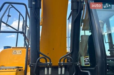 Гусеничный экскаватор JCB 220 2016 в Ивано-Франковске