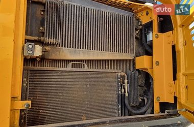 Гусеничный экскаватор JCB 220 2018 в Одессе