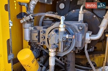 Гусеничный экскаватор JCB 220 2021 в Ровно