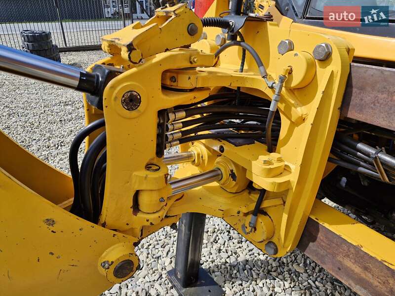 Экскаватор погрузчик JCB 2CX 2008 в Черновцах