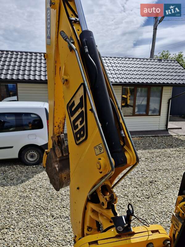 Экскаватор погрузчик JCB 2CX 2008 в Черновцах