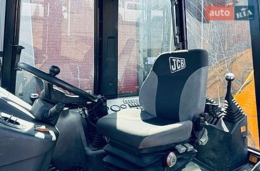 Экскаватор погрузчик JCB 2CX 2004 в Луцке