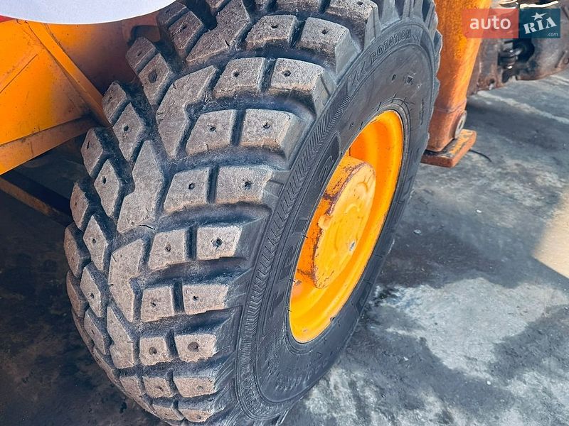 Экскаватор погрузчик JCB 2CX 2004 в Луцке