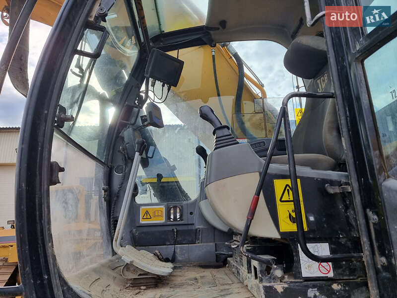 Гусеничный экскаватор JCB 330 2010 в Одессе