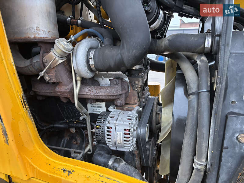 Экскаватор погрузчик JCB 3CX Sitemaster 2005 в Львове