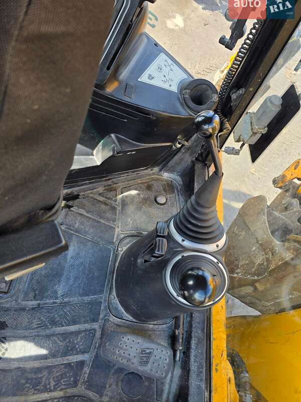 Экскаватор погрузчик JCB 3CX Sitemaster 2011 в Киеве фото 5 Экскаватор погрузчик JCB 3CX Sitemaster 2011 в Киеве