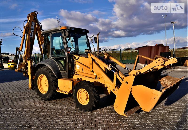 Телескопический погрузчик JCB 3CX 2006 в Ровно