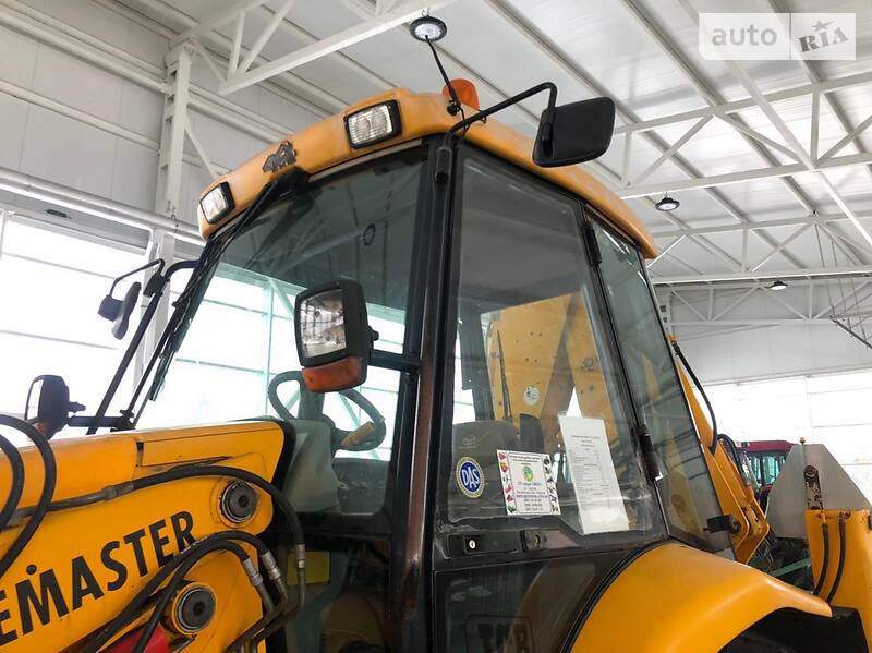 Екскаватор навантажувач JCB 3CX 2000 в Горохові
