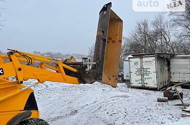 Екскаватор навантажувач JCB 3CX 2006 в Чернівцях