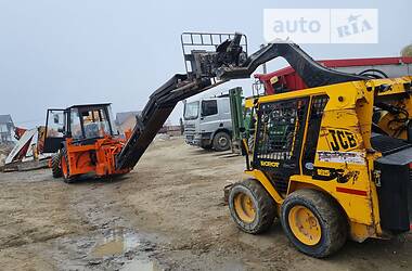 Фреза дорожная JCB 3CX 1999 в Черновцах