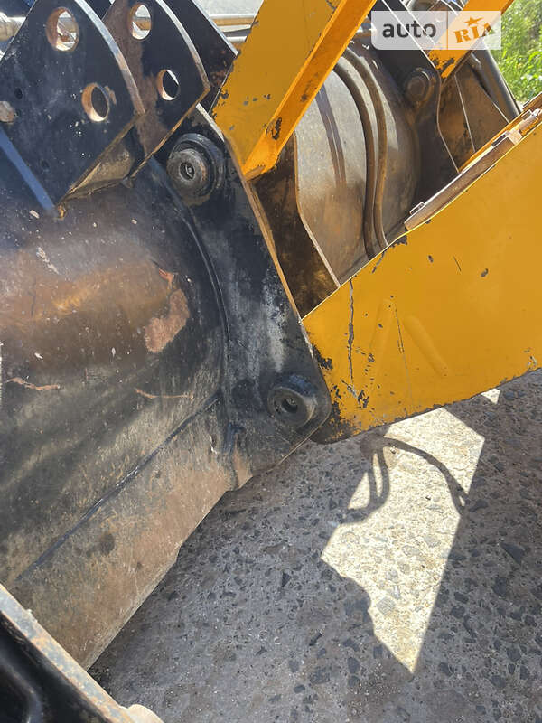 Экскаватор погрузчик JCB 3CX 2009 в Одессе