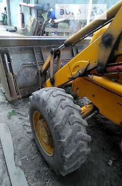 Экскаватор погрузчик JCB 3CX 2001 в Хмельницком