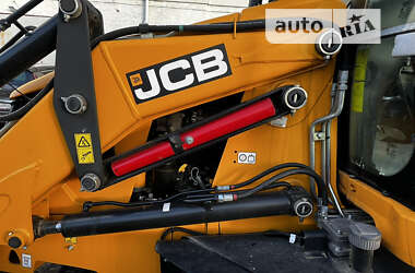 Екскаватор навантажувач JCB 3CX 2021 в 