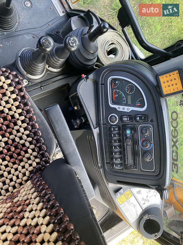 Екскаватор навантажувач JCB 3CX 2013 в Харкові